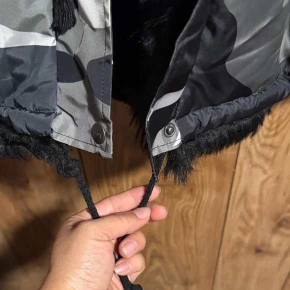 Black Fur-Trimmed Camouflage Parka - Picture 12 of 15